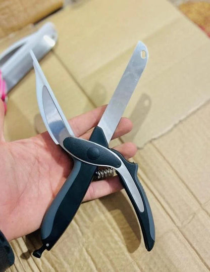Clever Cutter | All in One Chopping & Cutting Tool